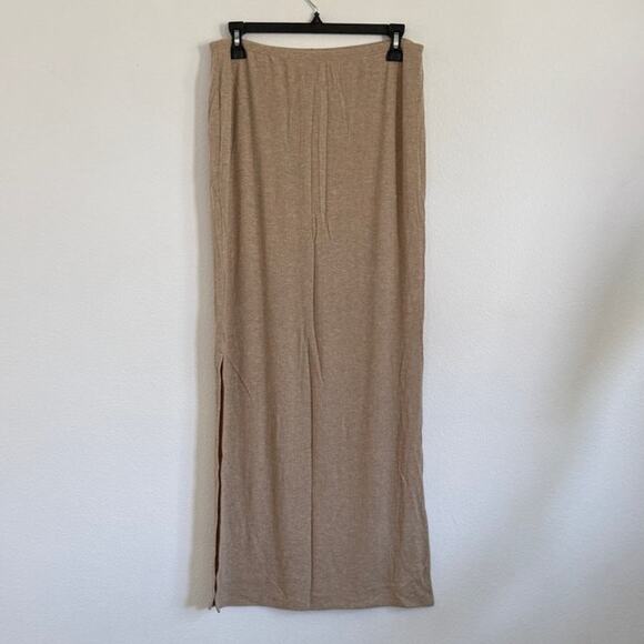 LNA Steph Rib Midi Skirt Medium - Picture 6 of 13